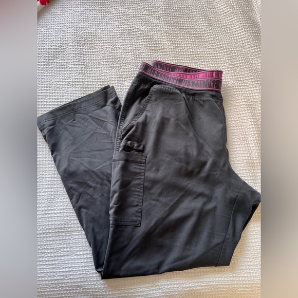 Gray Scrub Bundle - Picture 3 of 4